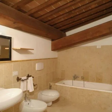 Tenuta Armaiolo Farm stay