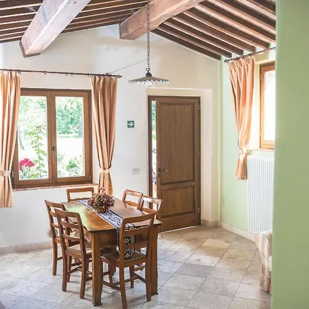 Tenuta Armaiolo Farma