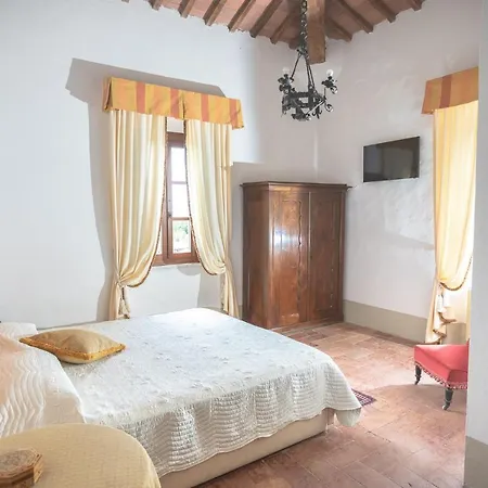 Tenuta Armaiolo Farma *